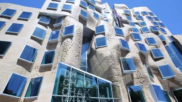 悉尼科技大学的amazing建筑,一起去参观下~